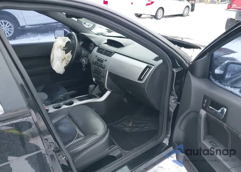 2010 Ford Focus Sel z USA, uszkodzony, nr VIN 1FAHP3HNIAWI57556